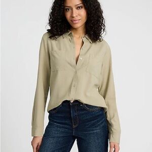 EXPRESS Lightweight Rayon Double Pocket Portofino Shirt NWT SIZE XS